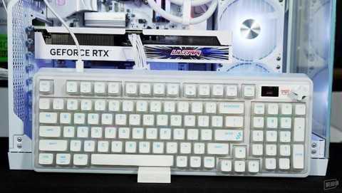 玩qq飞车什么键盘好