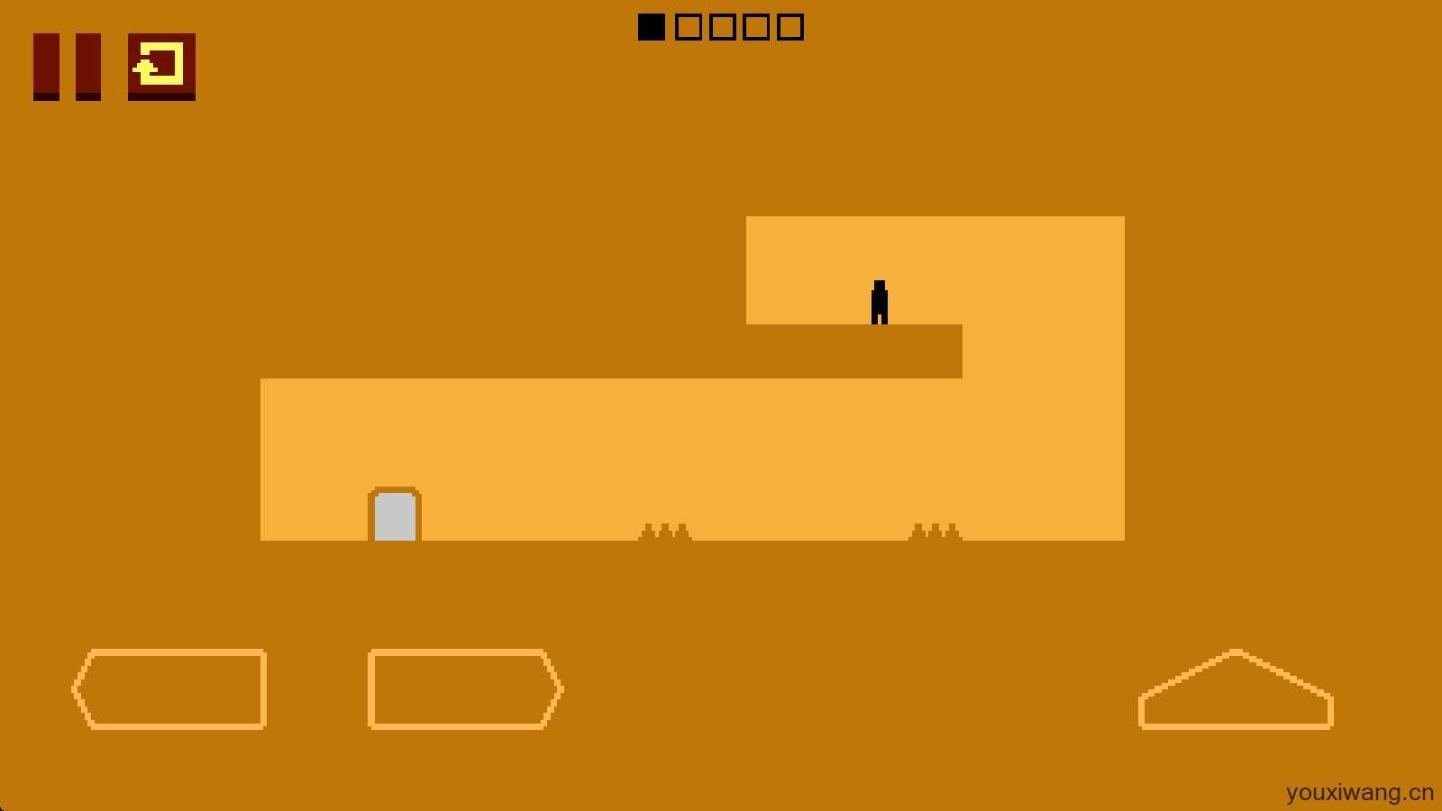 只有一道门 只有一道门