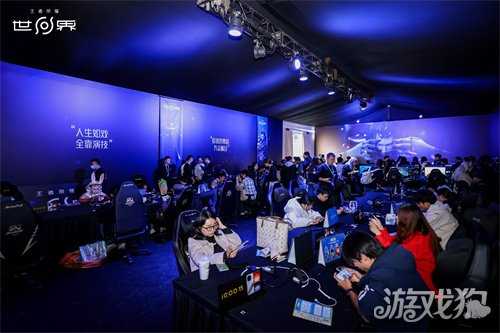 王者荣耀十周年重磅官宣，IP新游《王者荣耀世界》2026年春天与玩家见面