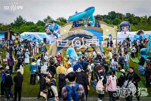 王者荣耀十周年重磅官宣，IP新游《王者荣耀世界》2026年春天与玩家见面