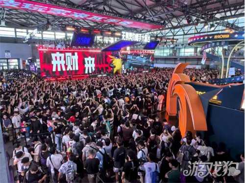 再创新高 无畏契约端手月活跃用户突破5000万 再创新高 无畏契约端手月活跃用户突破5000万