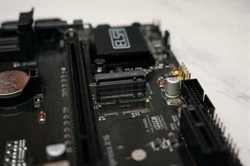 法国人做的JRPG怎么样？用艾尔莎EA H311V3体验《光与影：33号远征队》