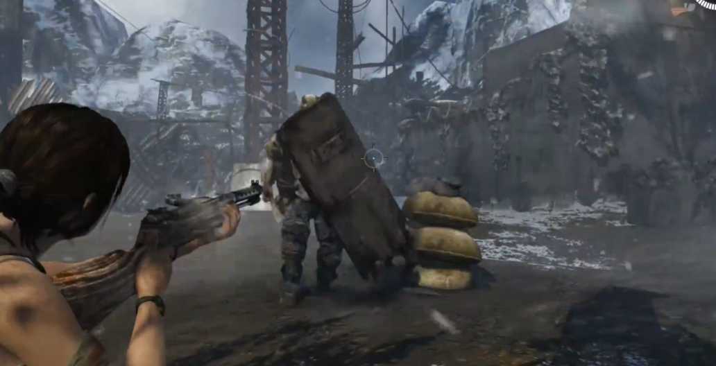 古墓丽影拿盾牌的兵怎么打