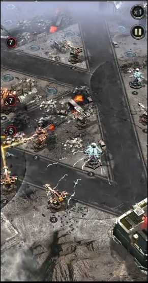 旭日之城泰坦和女皇哪个好打